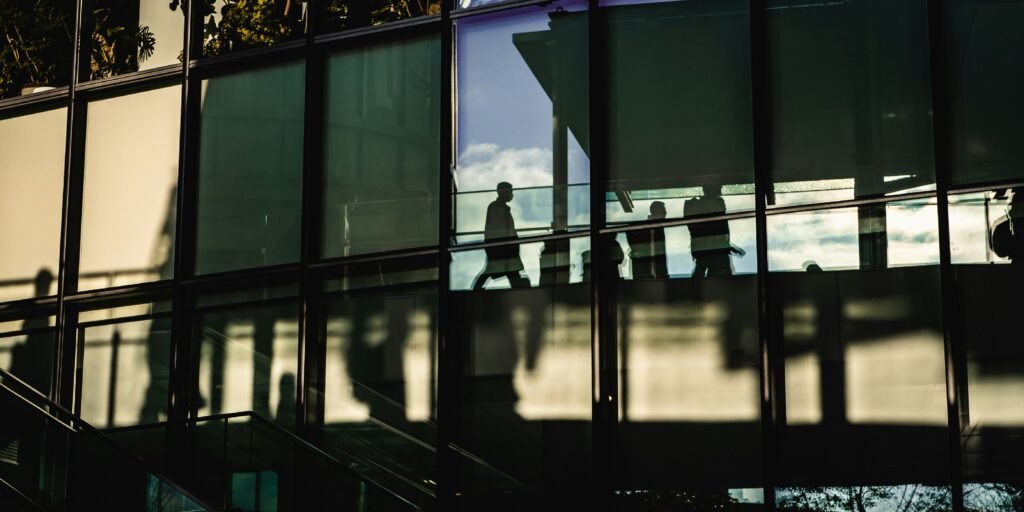 Reorganização Empresarial: Questões Societárias, Laborais e Fiscais